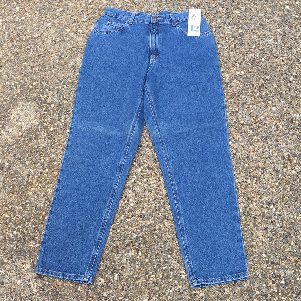 NWT Liz Claiborne Traditional 5 Pocket Jean Size12